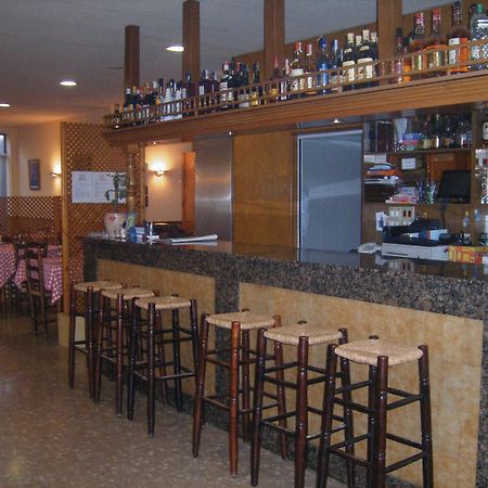 Amolls Restaurant I Habitacions 올로 외부 사진